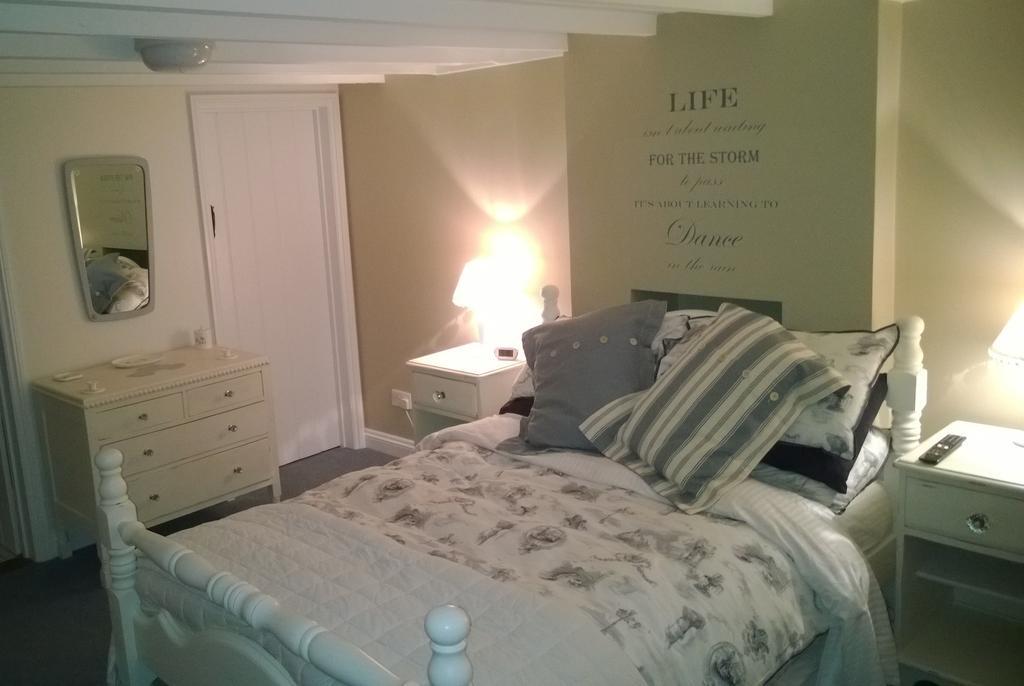 Bed and Breakfast Troy House Painswick Habitación foto